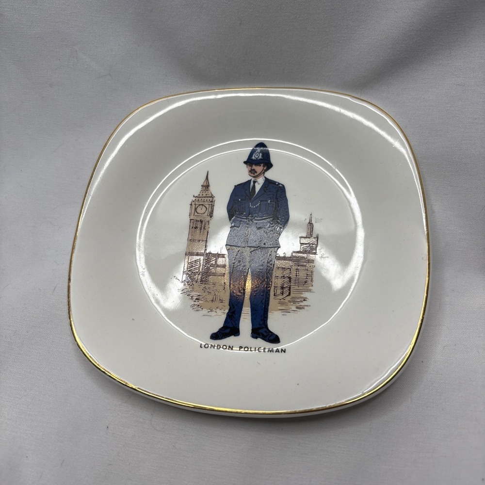 Crown‎ Staffordshire 1950s England London Policeman Ceramic Dish Square 5.25" - Picture 2 of 6